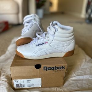 REEBOK CLASSIC FREESTYLE HI SHOES WMN SZ. 6.5